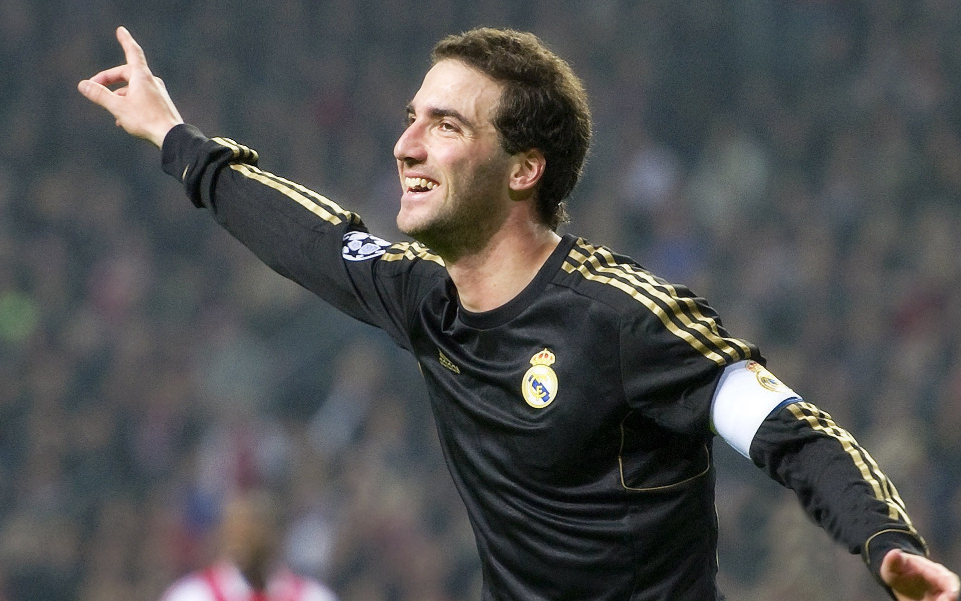 加时赛风云突变,防线松动、名单调整与更衣室秘语